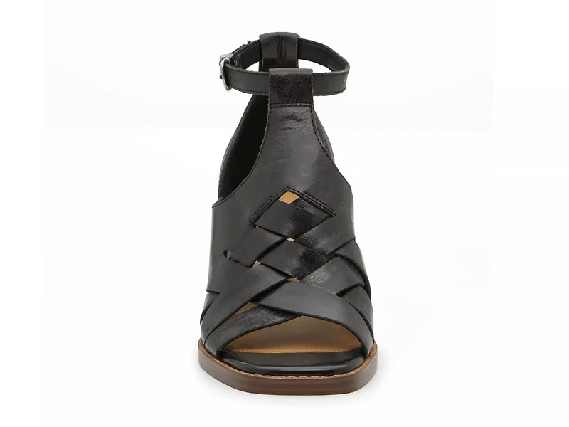 Binita Sandal