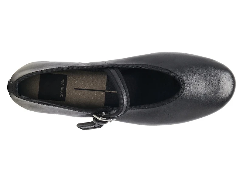 Roslyn Mary Jane Flat