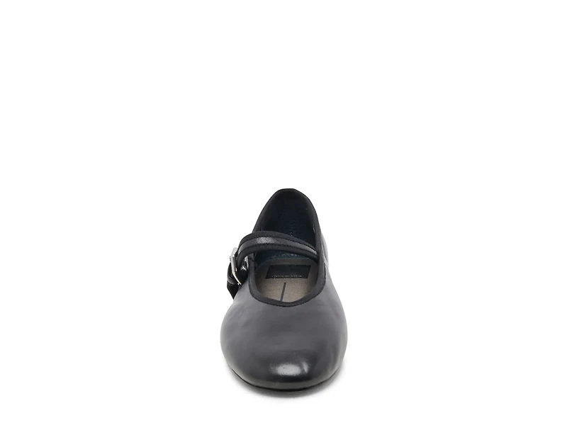 Roslyn Mary Jane Flat