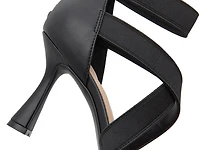 Samiya Sandal