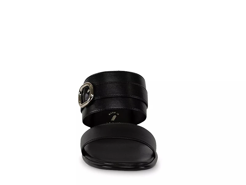 Landyn Sandal
