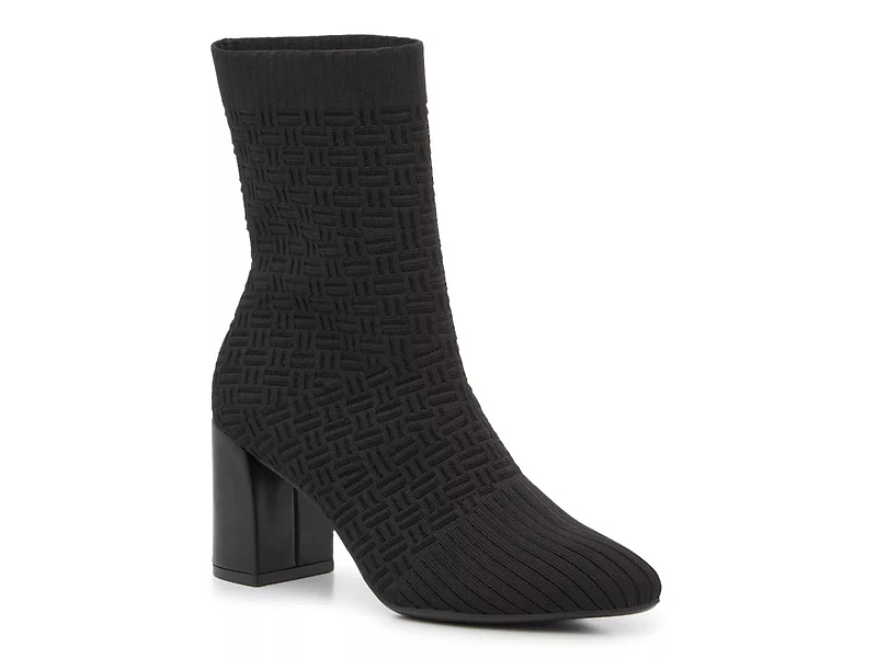 Varena Bootie