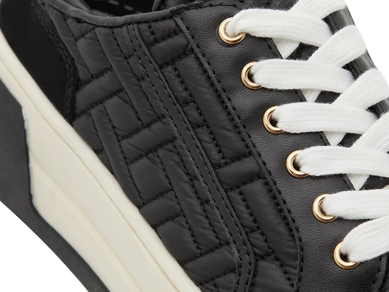 Arynahs Platform Sneaker