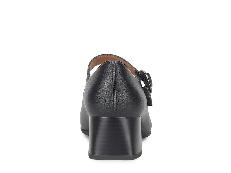 Paulette Mary Jane Pump