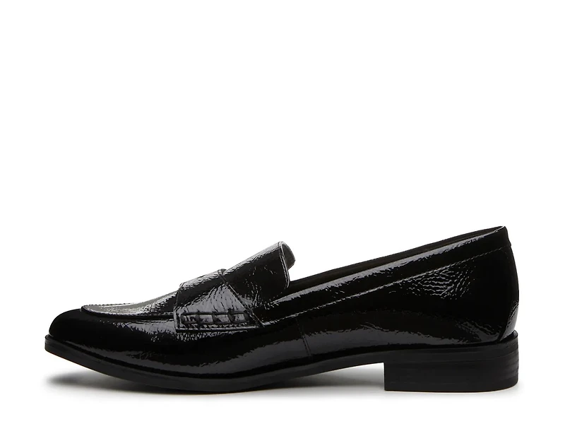 Eira Loafer