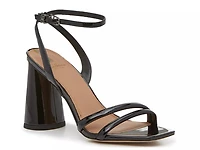 Kia Sandal