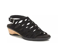 Katia Sandal