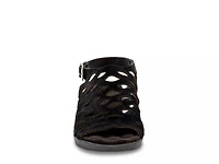 Katia Sandal