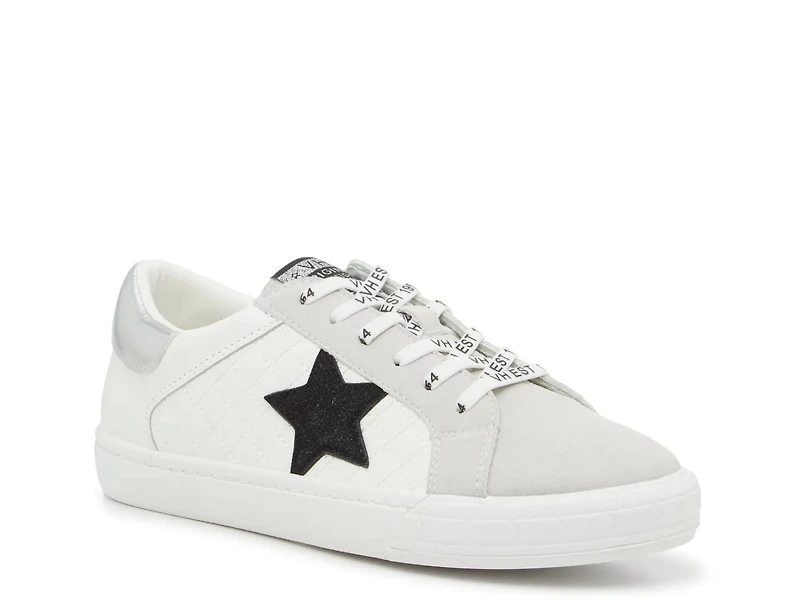 Dash Sneaker