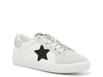 Dash Sneaker