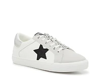 Dash Sneaker