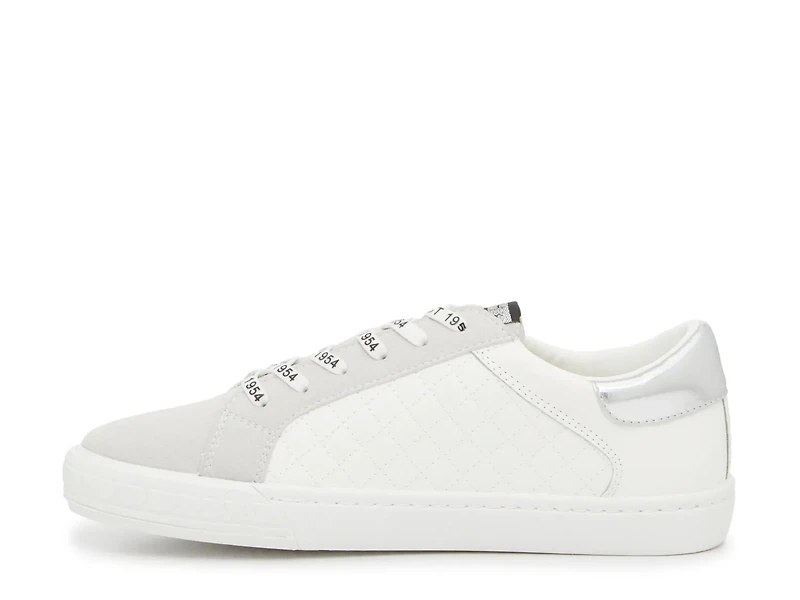 Dash Sneaker