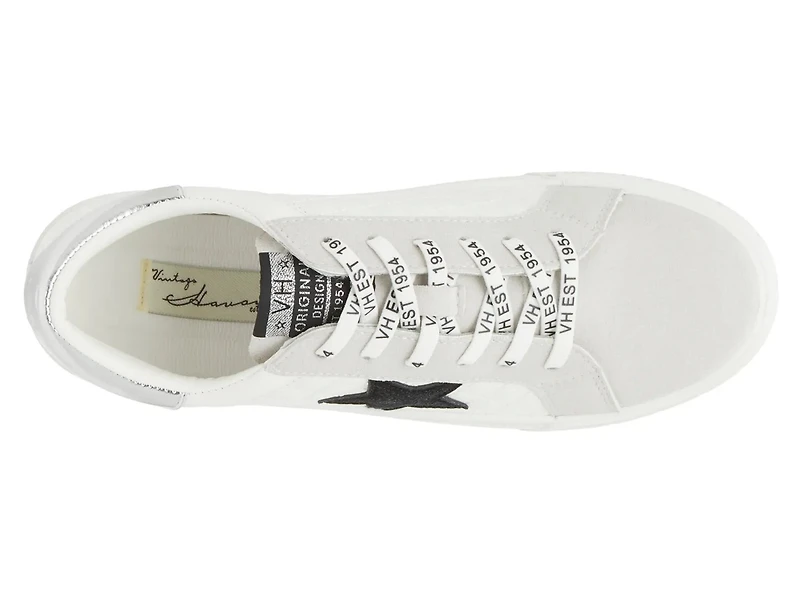 Dash Sneaker