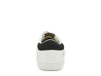 Dash Sneaker
