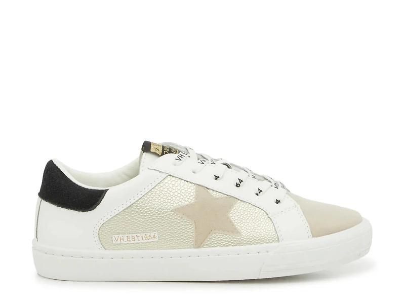 Dash Sneaker