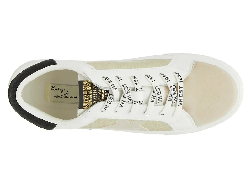 Dash Sneaker