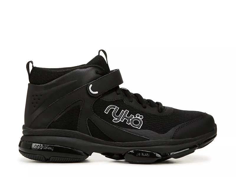 Devotion XT Mid-Top Training Shoe