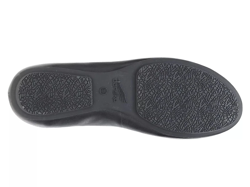 Mollie Flat
