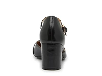 Lavish Pump