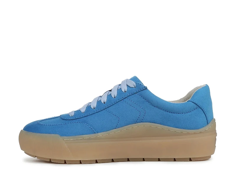 Time Off Win Platform Sneaker