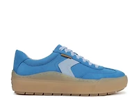Time Off Win Platform Sneaker