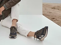 Walk Max Sneaker