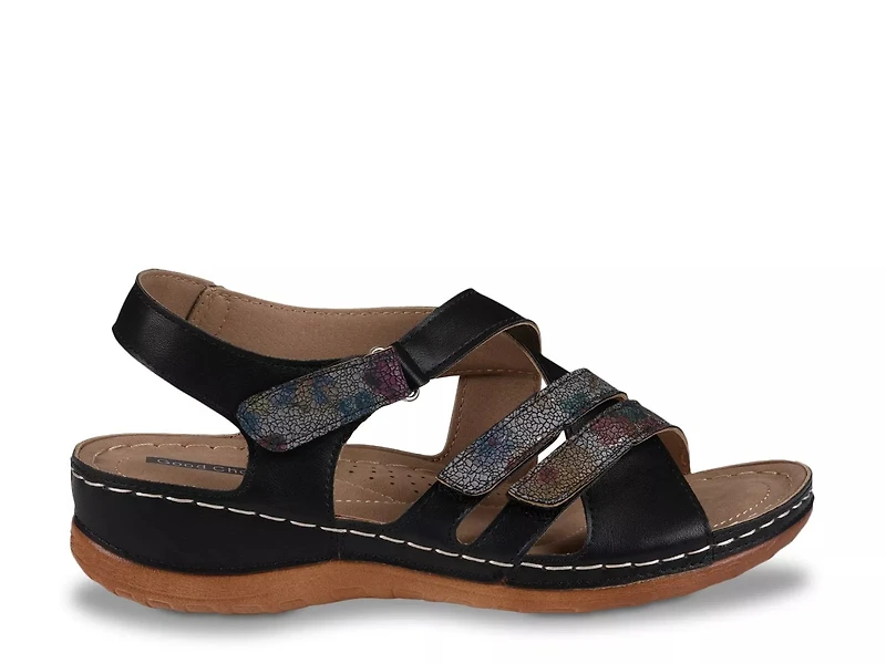 Dalary Wedge Sandal