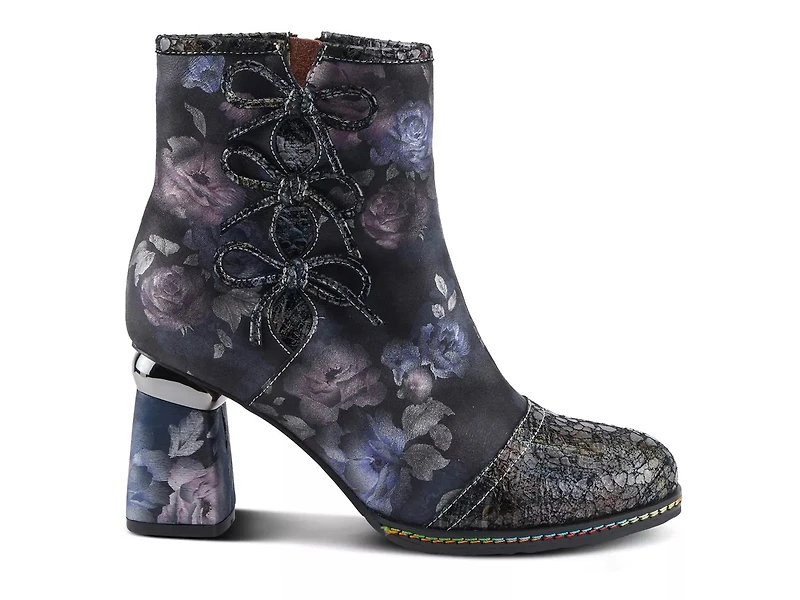 Carre Bootie