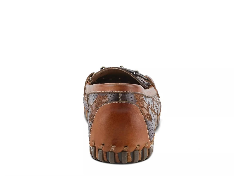 Delavigne Loafer