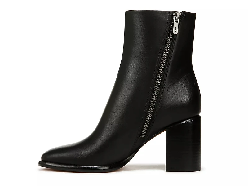 Luca Bootie
