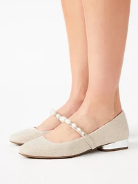 Carina Mary Jane Flat