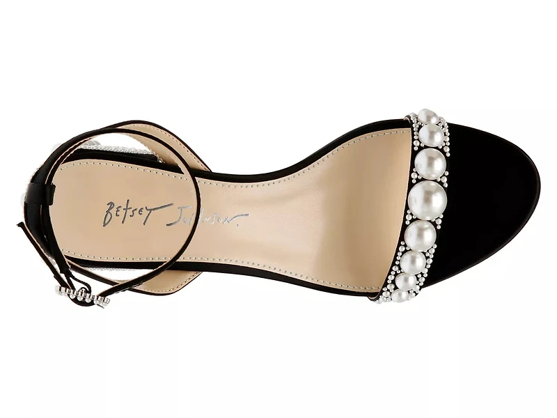 Tina Sandal