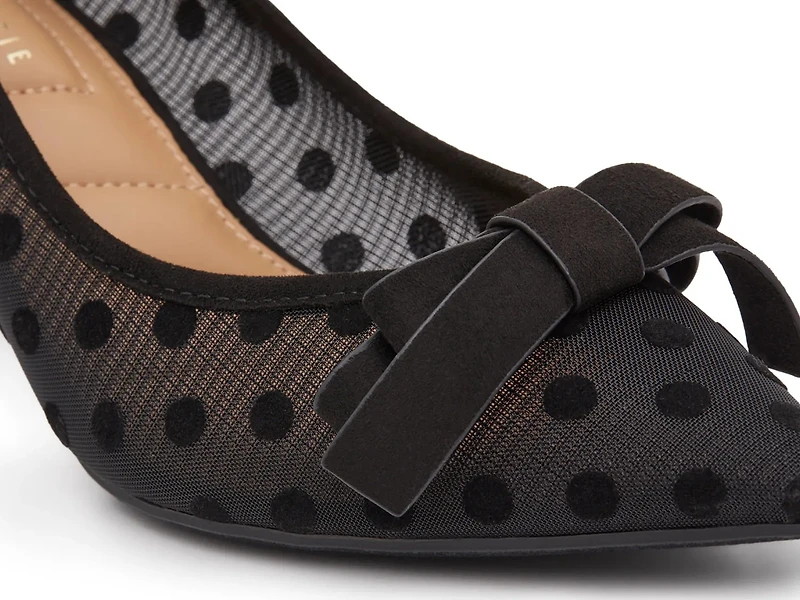 Zayla Pump