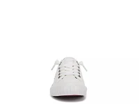 Wander Sneaker