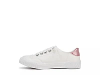 Wander Sneaker