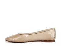 Leah Flat