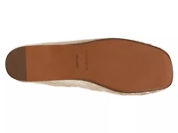 Leah Flat