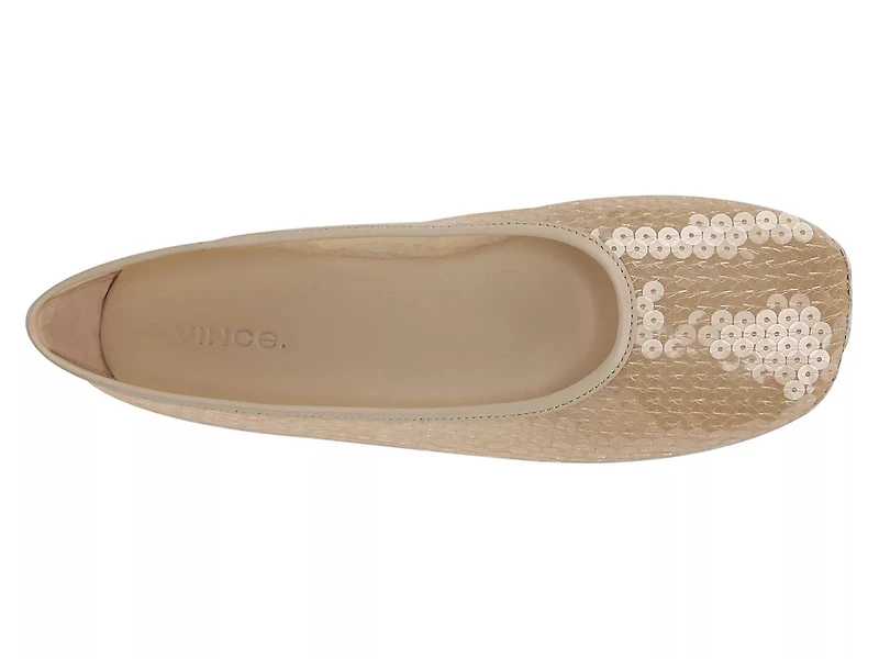 Leah Flat