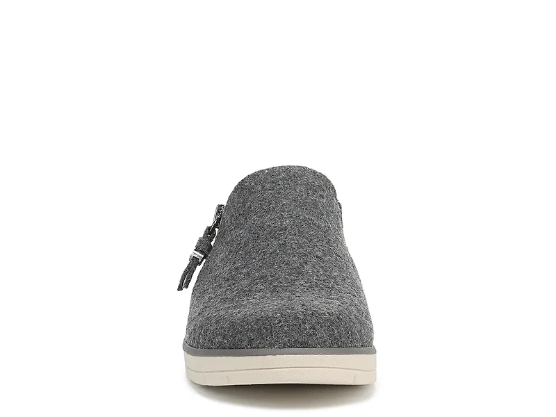 Nice Day Now Slip-On