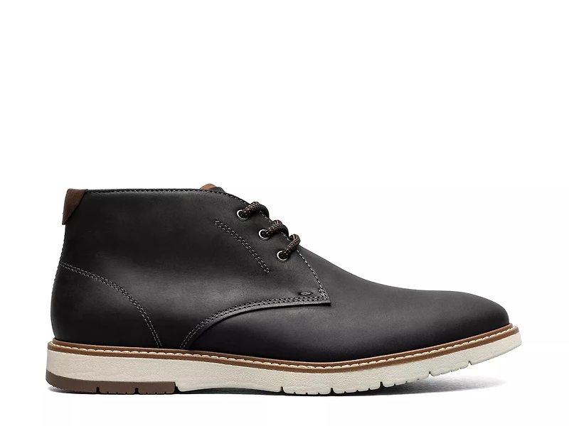 Vibe Plain Toe Chukka Boot