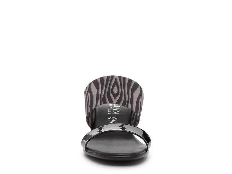 Linny Sandal