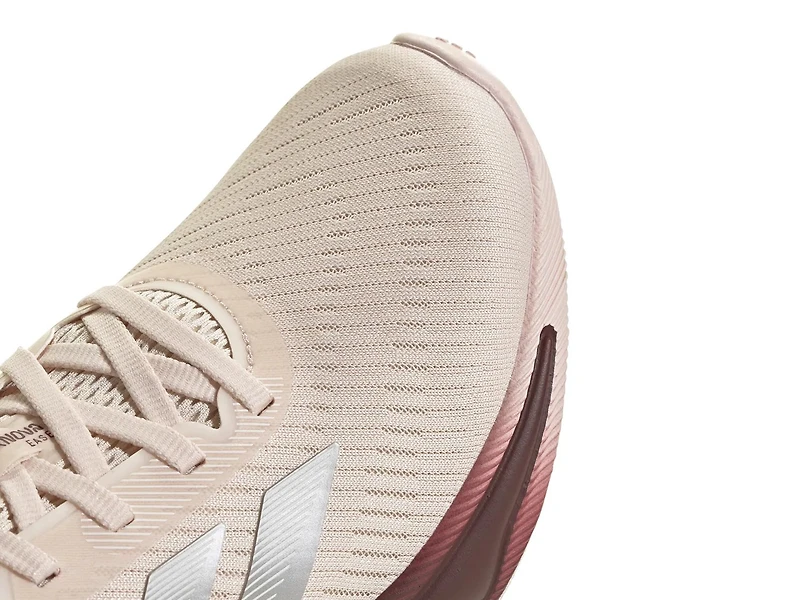 Supernova Ease Sneaker - Women's