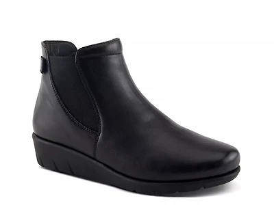 Apso Wedge Bootie