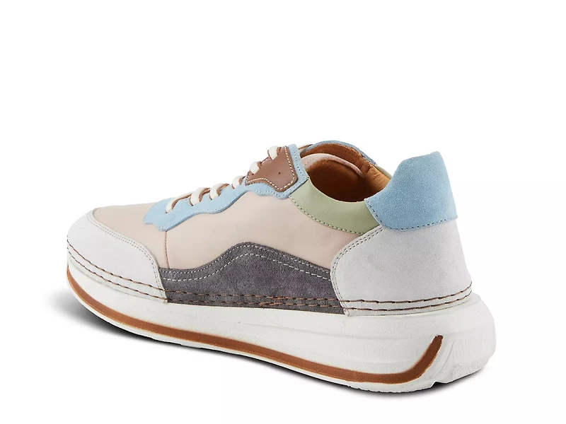 Booker Sneaker