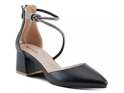 Eluned Pump
