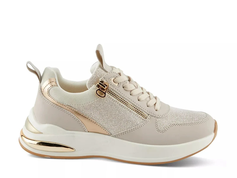 Ursa Sneaker