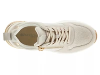 Ursa Sneaker