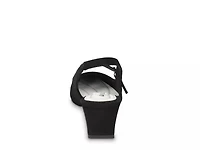 Cameo Pump