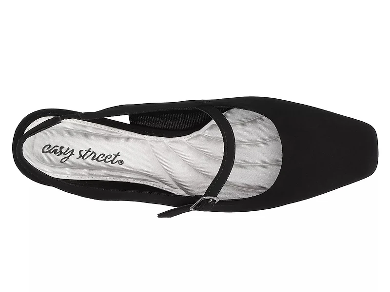 Cameo Pump