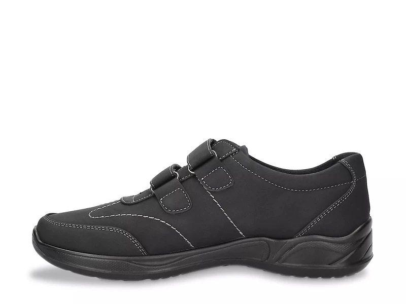 Sindy Slip-On